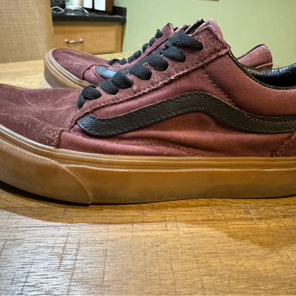 Vans Maroon and Black Gum Sole Classic Old School Sneakers - Picture 4 of 11